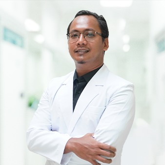 dr. Hanief Azhar Azis, Sp.KFR, AIFO-K